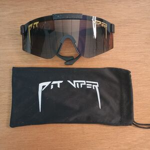 Pit Viper The Exec Sunglasses Smoke Tinted Lens Black Frame Polarized
